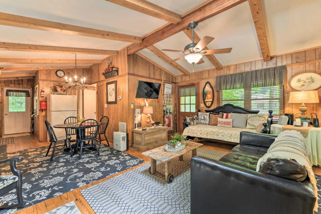 Tranquil Creekside Cottage With Deck And Lanai Franklin Exteriér fotografie