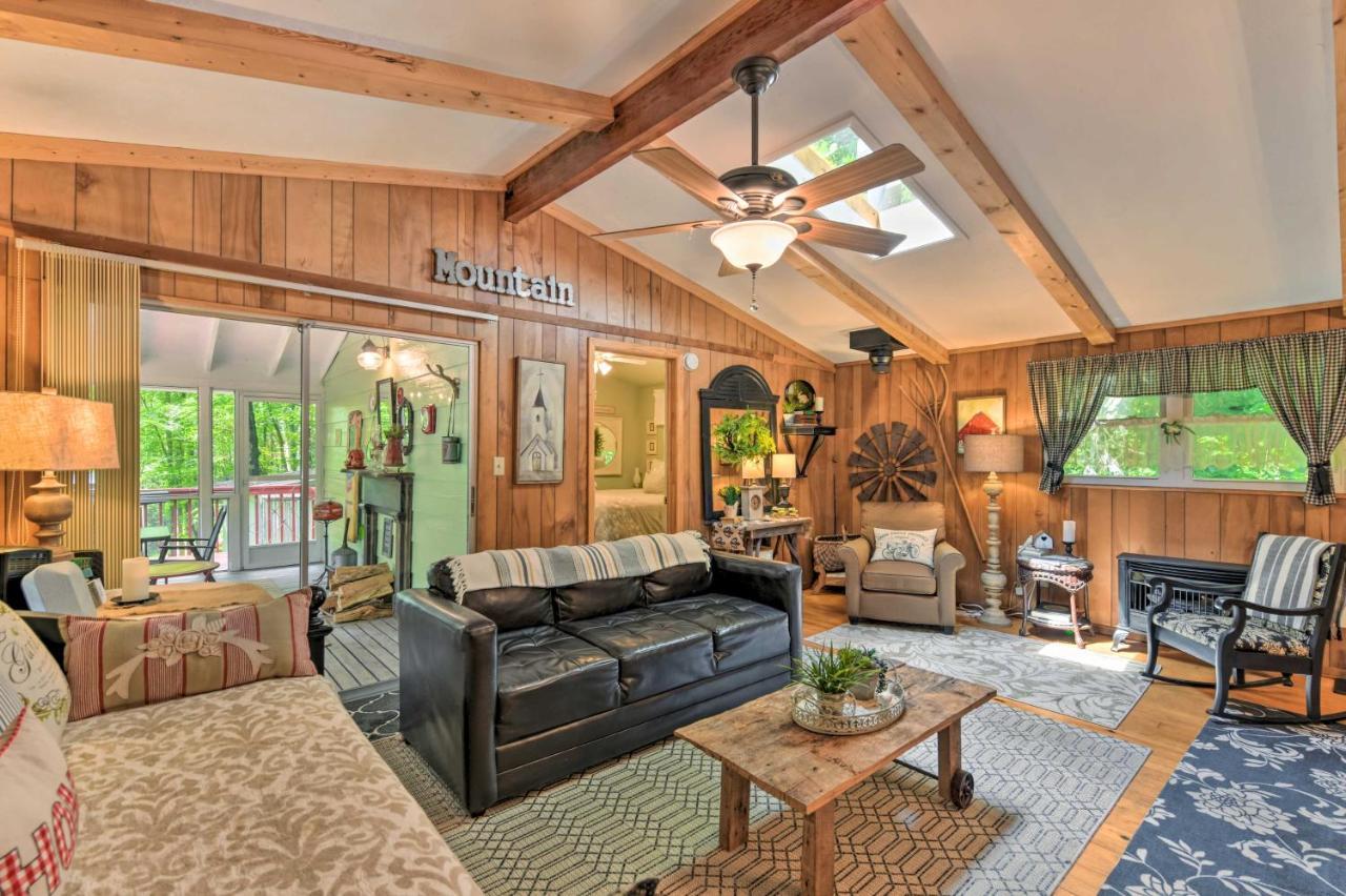 Tranquil Creekside Cottage With Deck And Lanai Franklin Exteriér fotografie