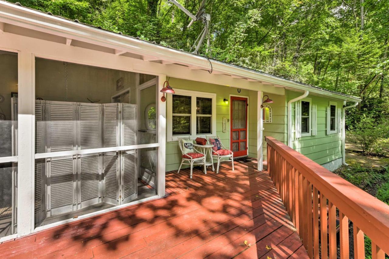 Tranquil Creekside Cottage With Deck And Lanai Franklin Exteriér fotografie